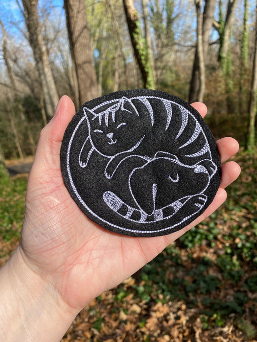 Cat Dog Yin Yang Embroidered Patch – 3.86"