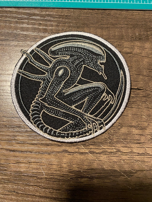 Xenomorph-Inspired Alien Embroidered Patch – 4 Inch