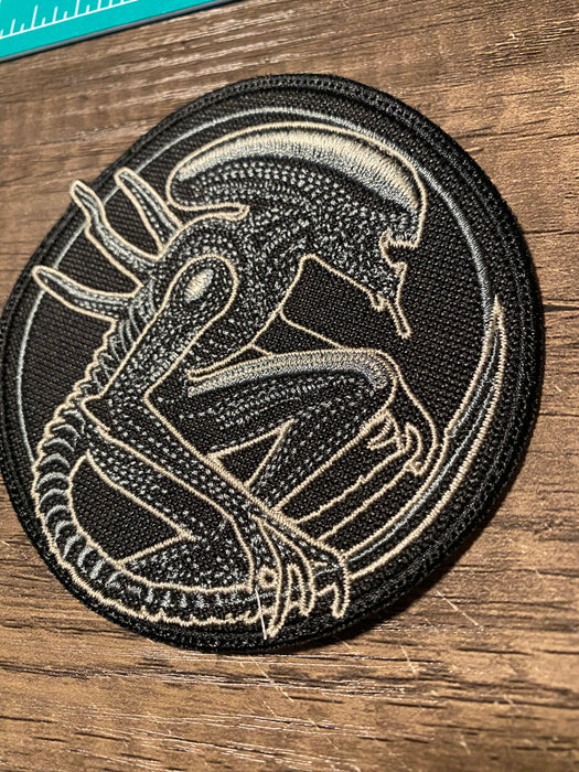 Xenomorph-Inspired Alien Embroidered Patch – 4 Inch