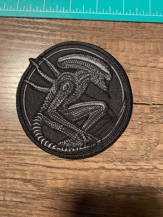 Xenomorph-Inspired Alien Embroidered Patch – 4 Inch