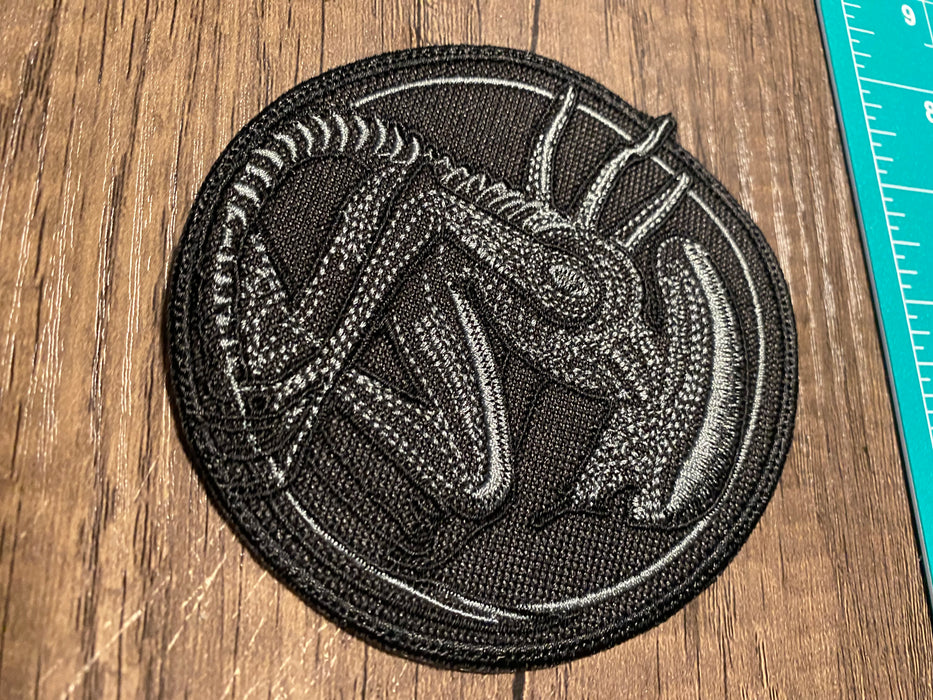 Xenomorph-Inspired Alien Embroidered Patch – 4 Inch