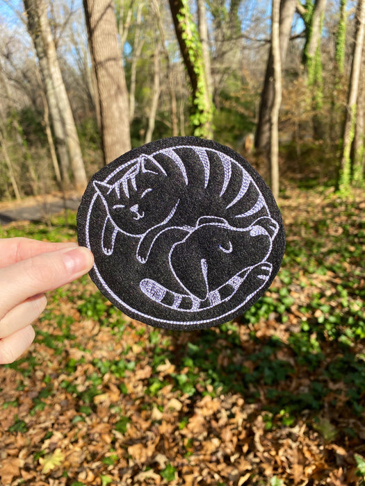 Cat Dog Yin Yang Embroidered Patch – 3.86"